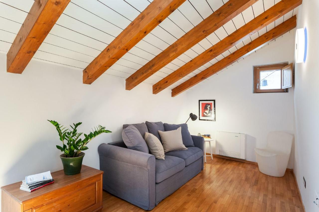 Appartement Starhost - Casa Masu' à Salernes Extérieur photo